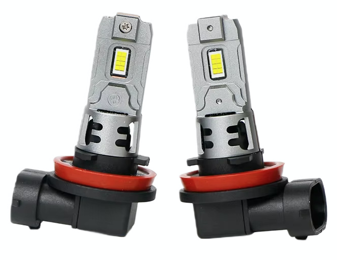 Set 2 becuri auto LED 9005 K7 model 3570 de 100W 10000 lumeni 6000k