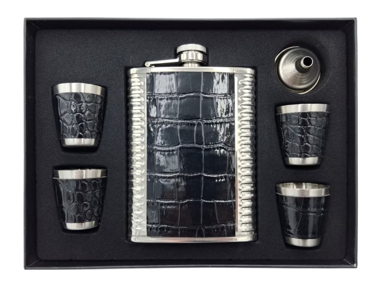 Set Cadou Plosca cu 4 Pahare si palnie model NEGRU cu ARGINTIU