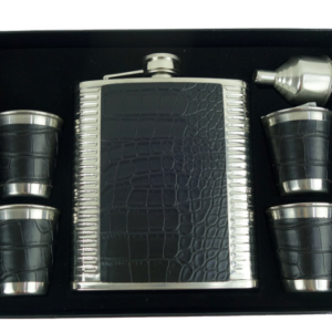 Set Cadou Plosca cu 4 Pahare si palnie model piele sarpe NEGRU