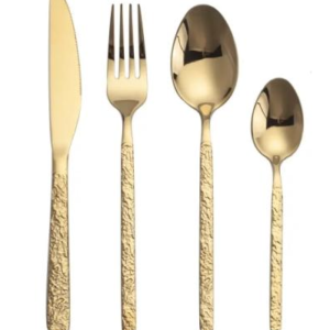 UB Set de 24 piese tacamuri in stil portughez- culoare auriu cu model